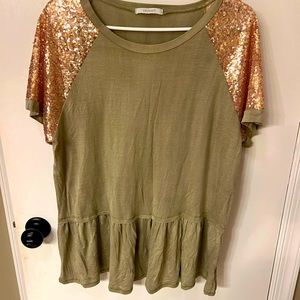 Women’s sequin sleeve top